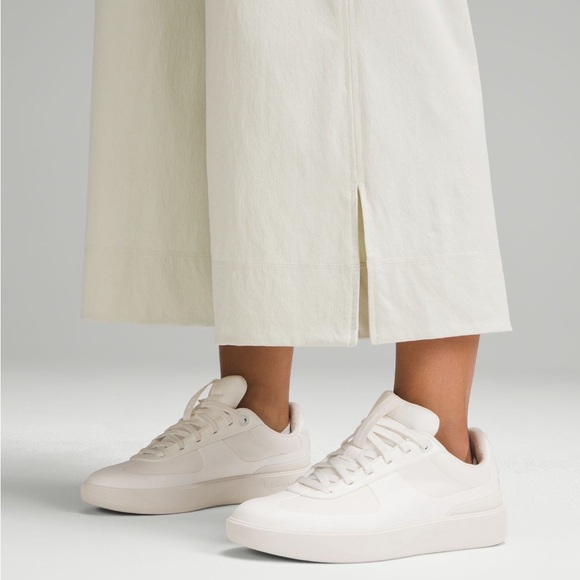 Lululemon Bone Stretch Woven High-Rise Wide-Leg Cropped Pants - Picture 5 of 5